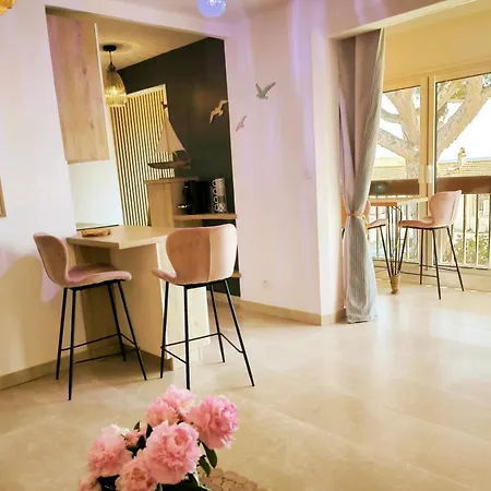Les Salins De Vue Exceptionnelle Superbe T2 De 55m2 アパート *